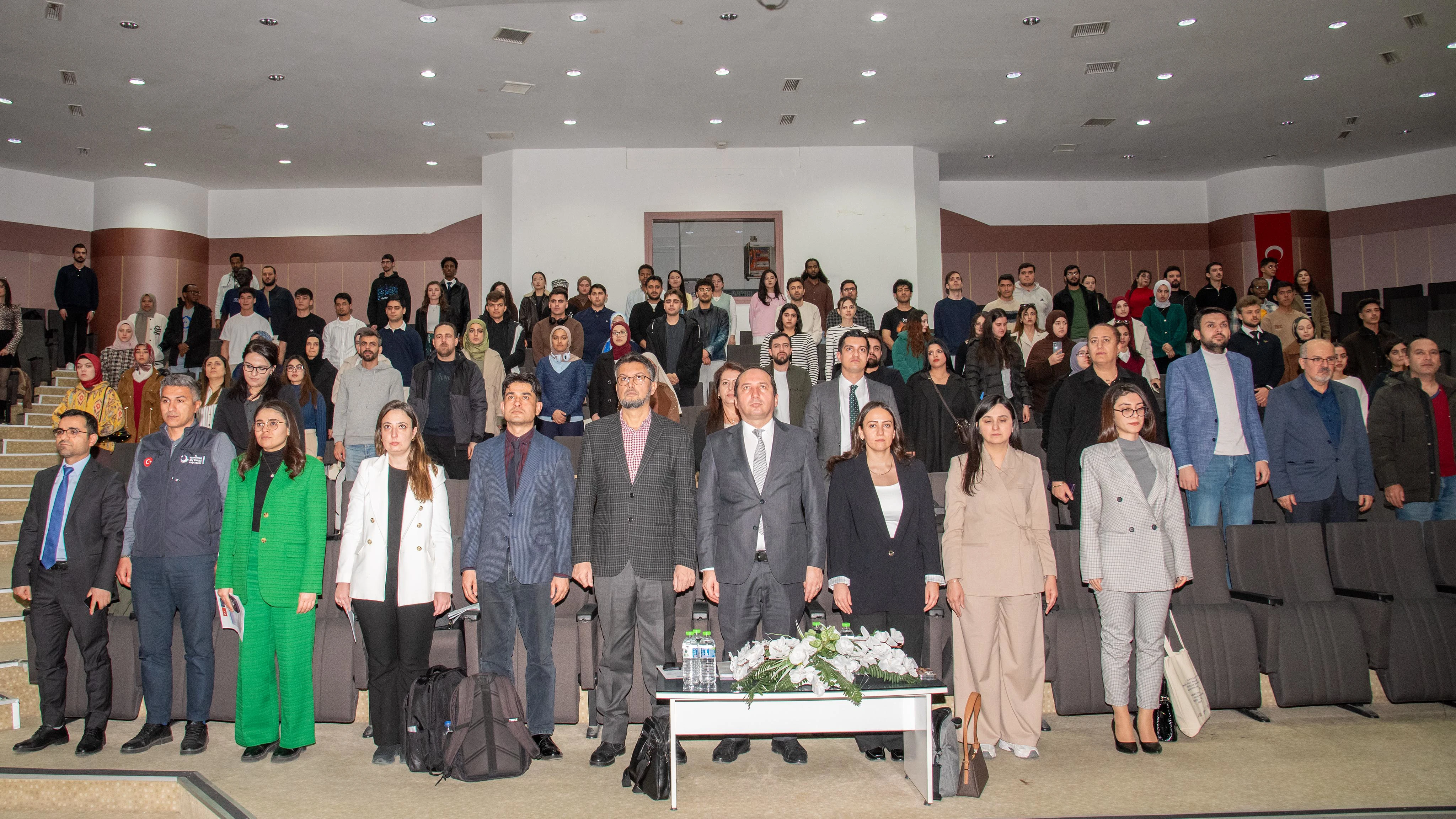 Uluslararası Öğrenciler için Üniversite Bilgilendirme Çalıştayı başladı